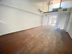 Bussorah Street (D7), Retail #453040471